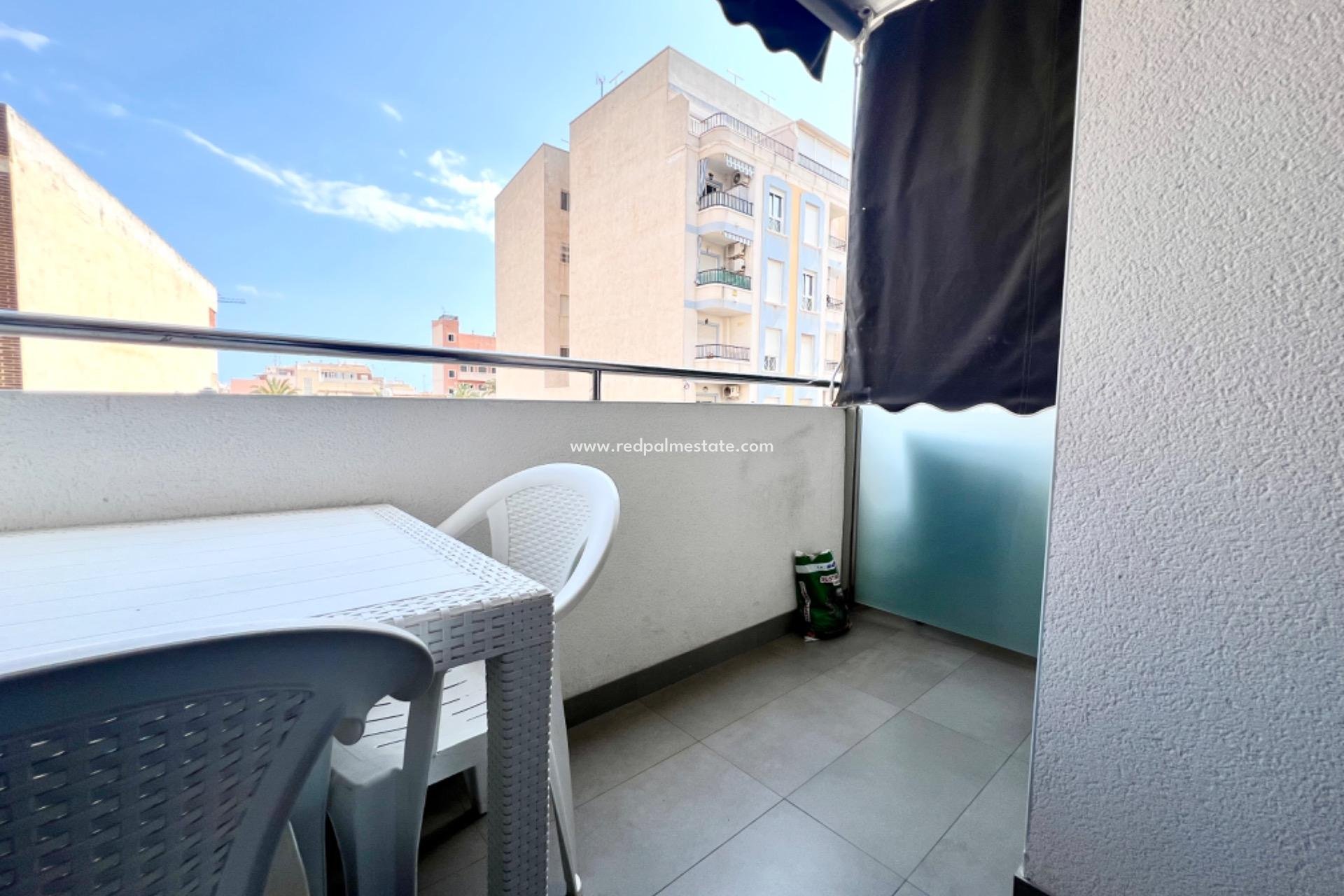 Herverkoop - Appartement -
Torrevieja - Centro