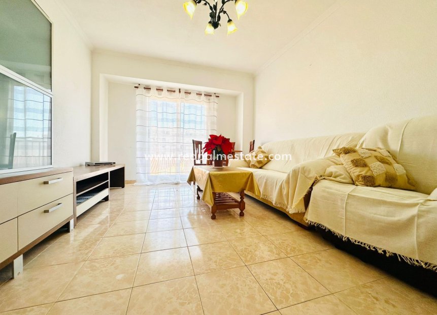 Herverkoop - Appartement -
Torrevieja - Centro