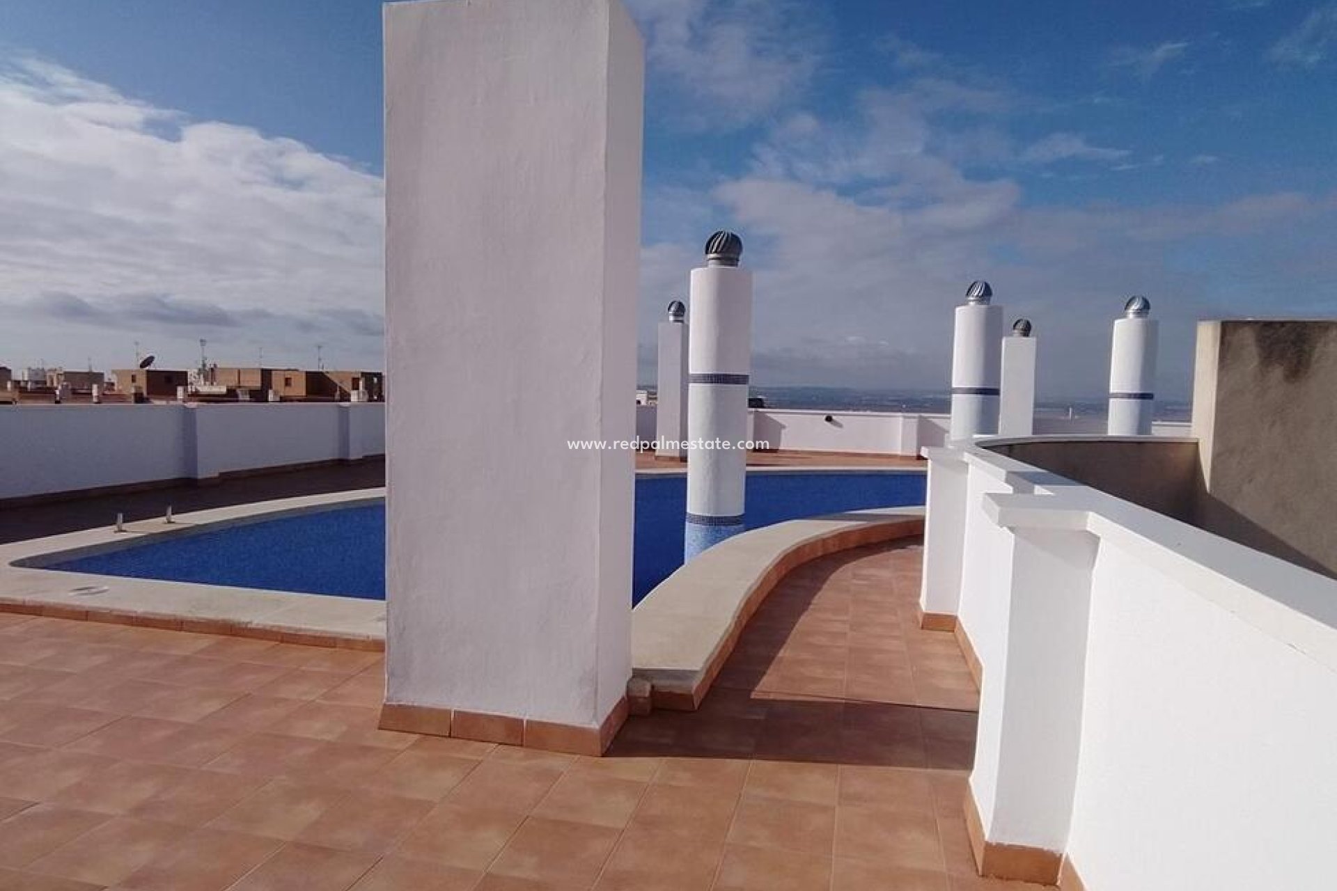 Herverkoop - Appartement -
Torrevieja - CORTES VALENCIANAS