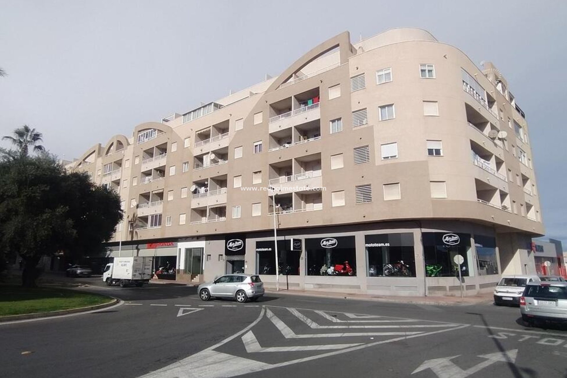 Herverkoop - Appartement -
Torrevieja - CORTES VALENCIANAS