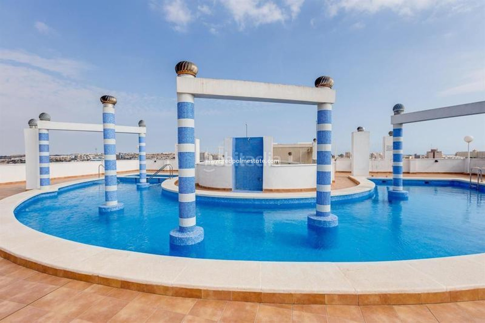 Herverkoop - Appartement -
Torrevieja - CORTES VALENCIANAS