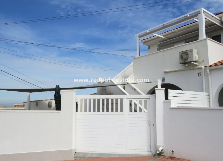 Herverkoop - Appartement -
Torrevieja - Costa Blanca