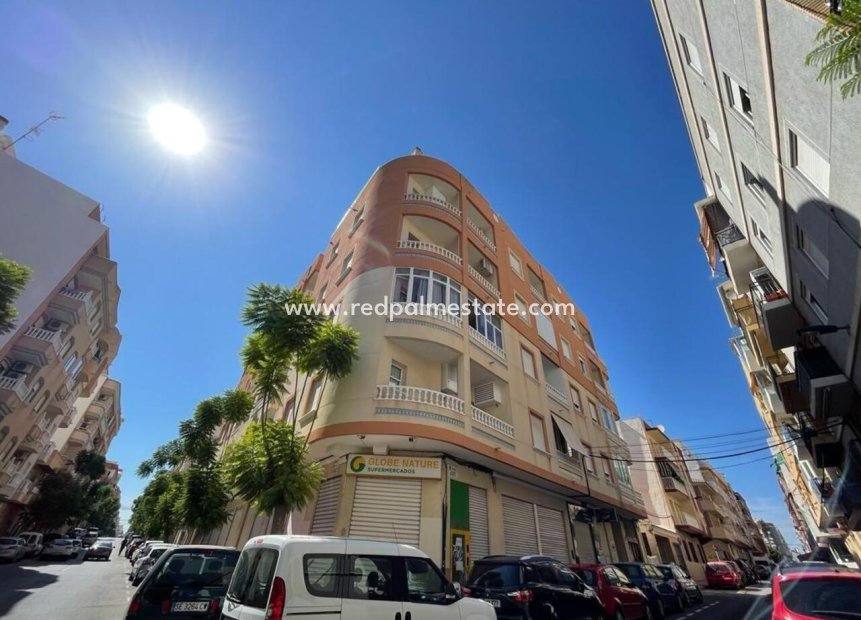 Herverkoop - Appartement -
Torrevieja - Costa Blanca