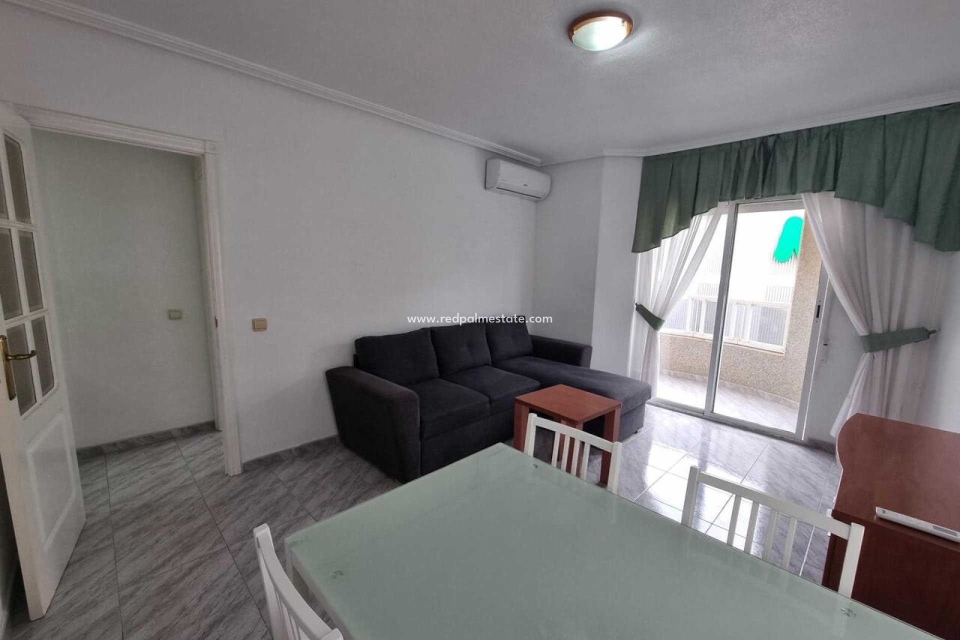 Herverkoop - Appartement -
Torrevieja - Costa Blanca