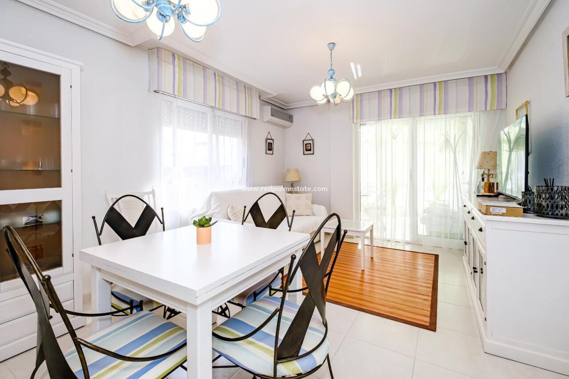 Herverkoop - Appartement -
Torrevieja - Costa Blanca