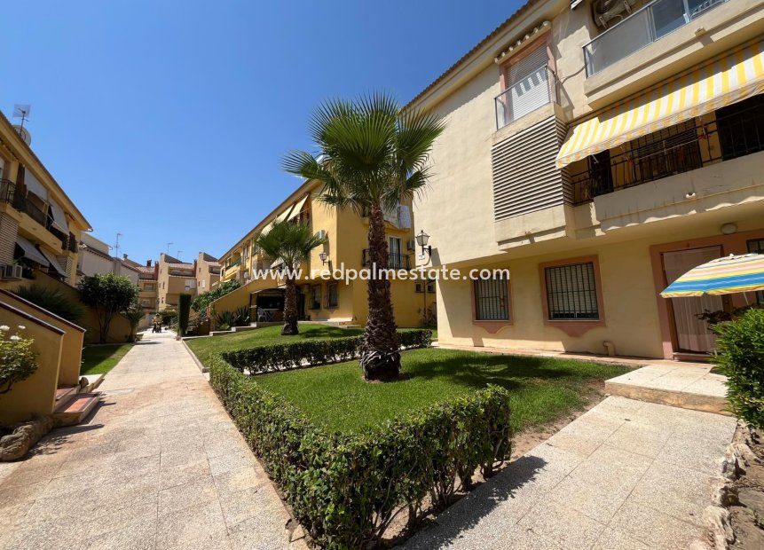 Herverkoop - Appartement -
Torrevieja - Costa Blanca