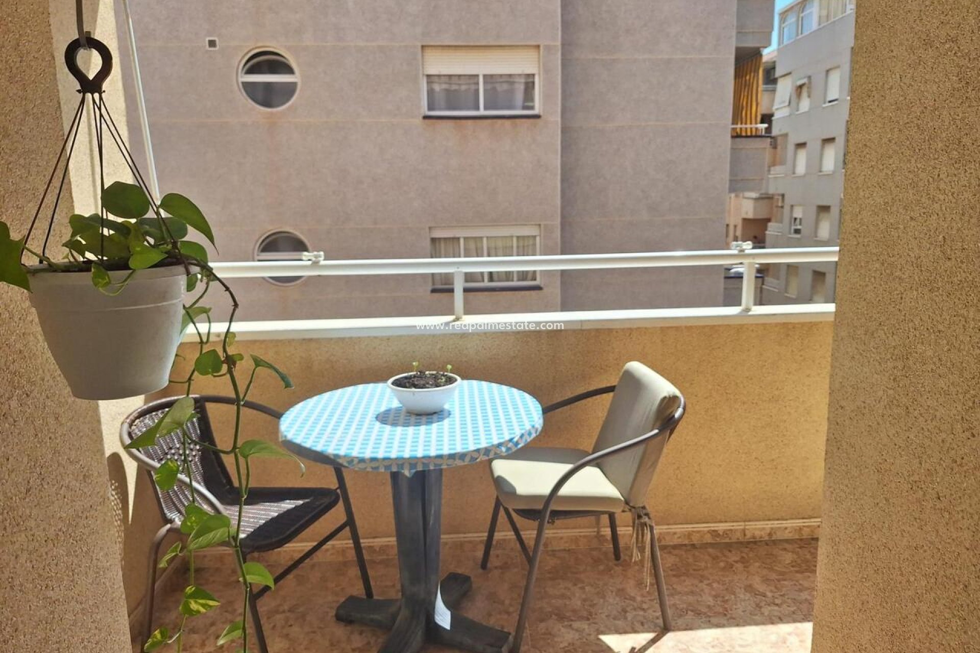 Herverkoop - Appartement -
Torrevieja - Costa Blanca