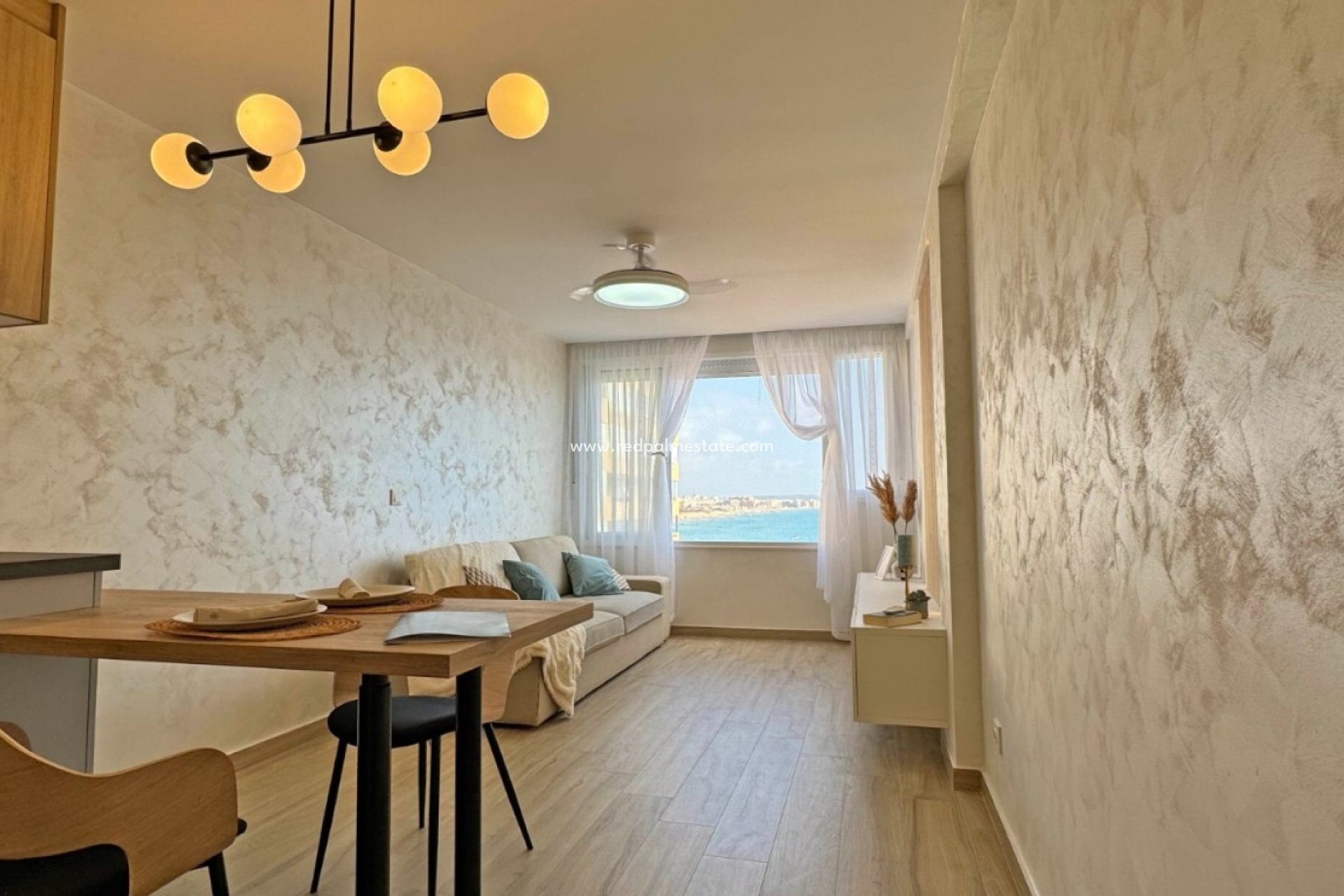 Herverkoop - Appartement -
Torrevieja - Costa Blanca