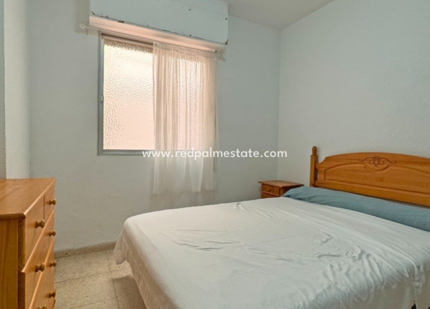 Herverkoop - Appartement -
Torrevieja - Costa Blanca