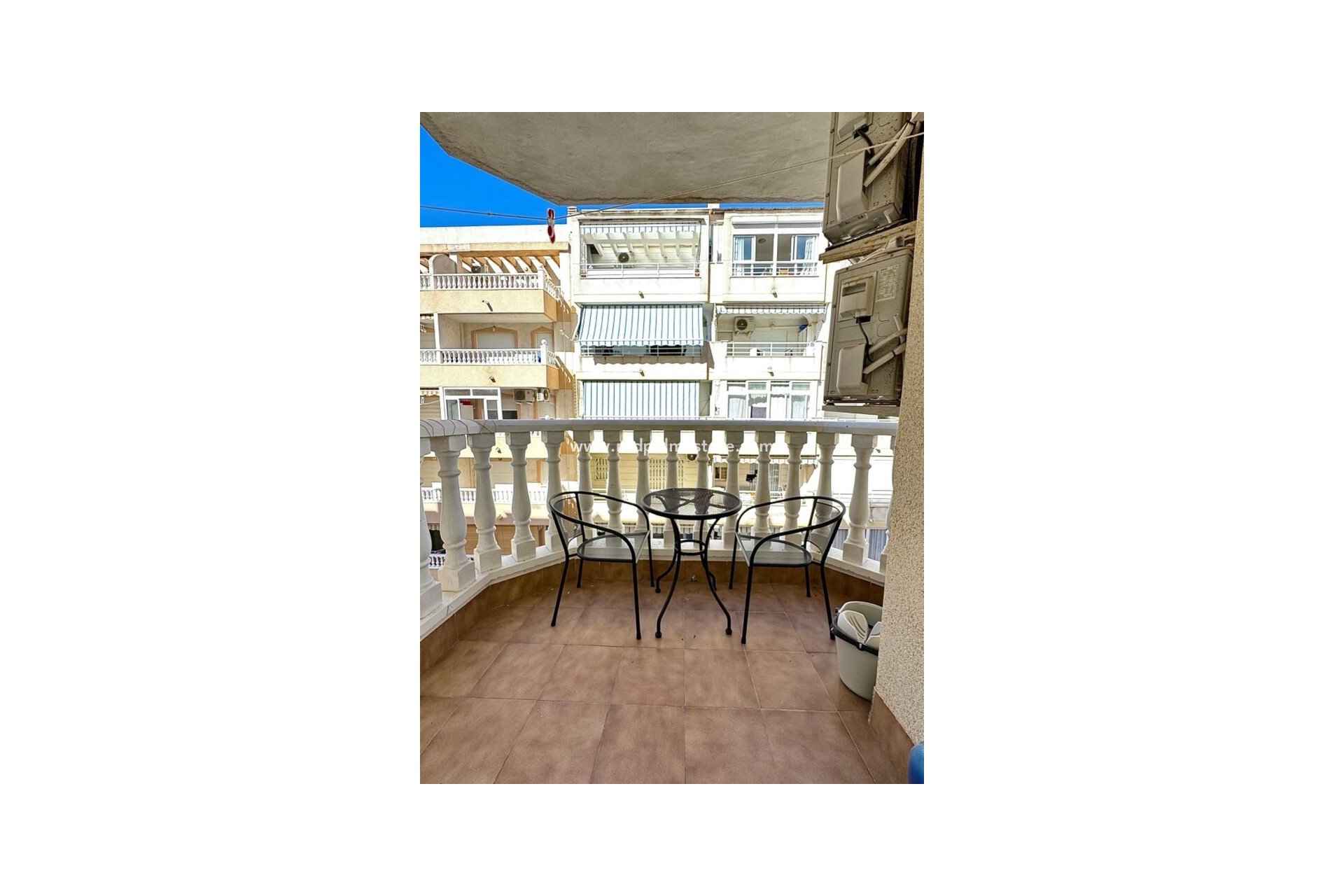 Herverkoop - Appartement -
Torrevieja - Costa Blanca