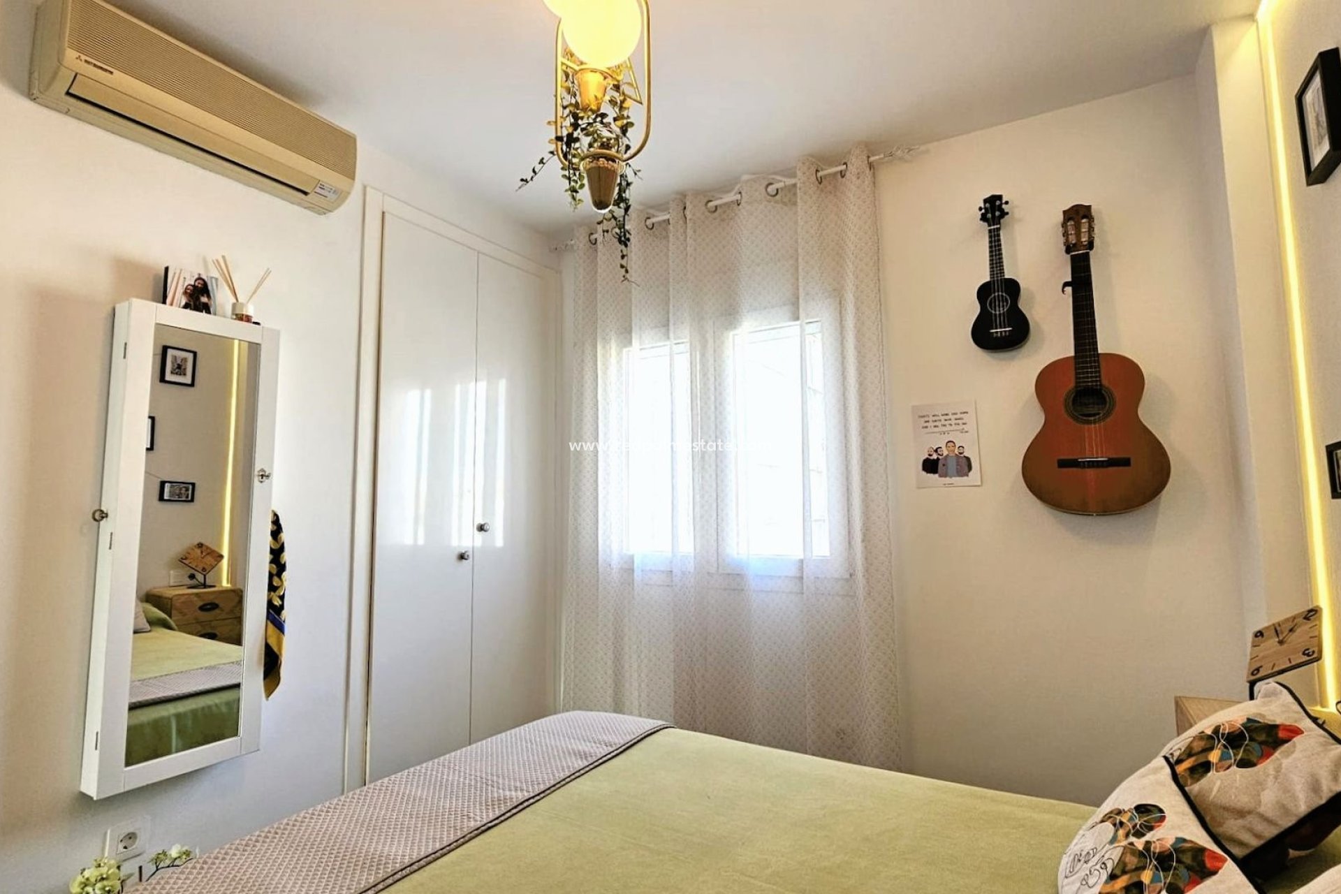 Herverkoop - Appartement -
Torrevieja - Costa Blanca