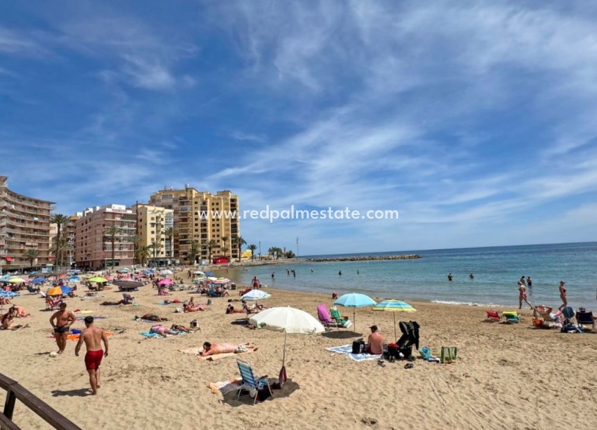 Herverkoop - Appartement -
Torrevieja - Costa Blanca