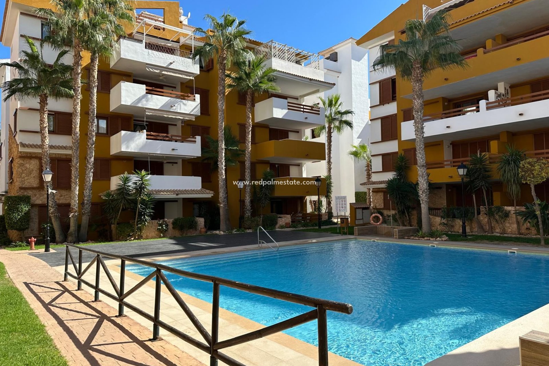 Herverkoop - Appartement -
Torrevieja - Costa Blanca