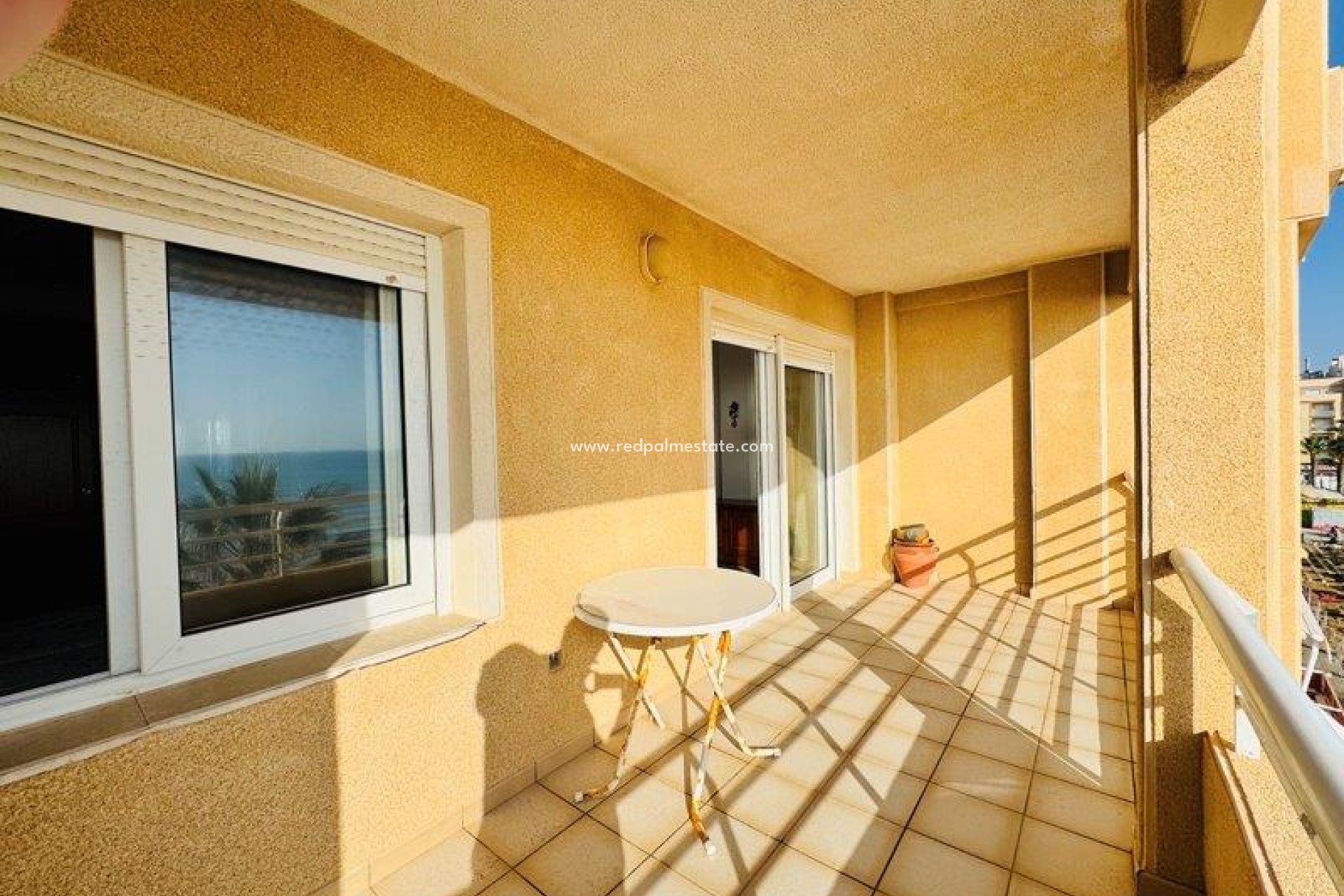 Herverkoop - Appartement -
Torrevieja - Costa Blanca