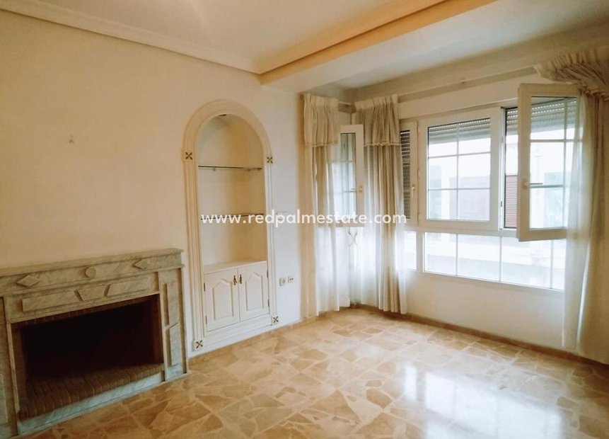 Herverkoop - Appartement -
Torrevieja - DOWNTOWN