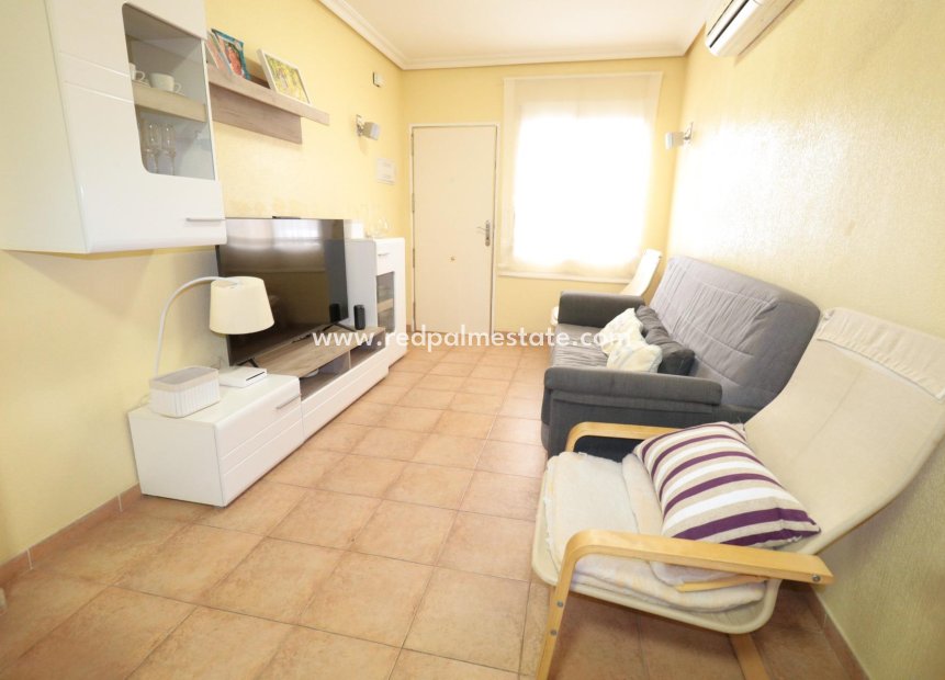 Herverkoop - Appartement -
Torrevieja - El Acequión - Los Náufragos