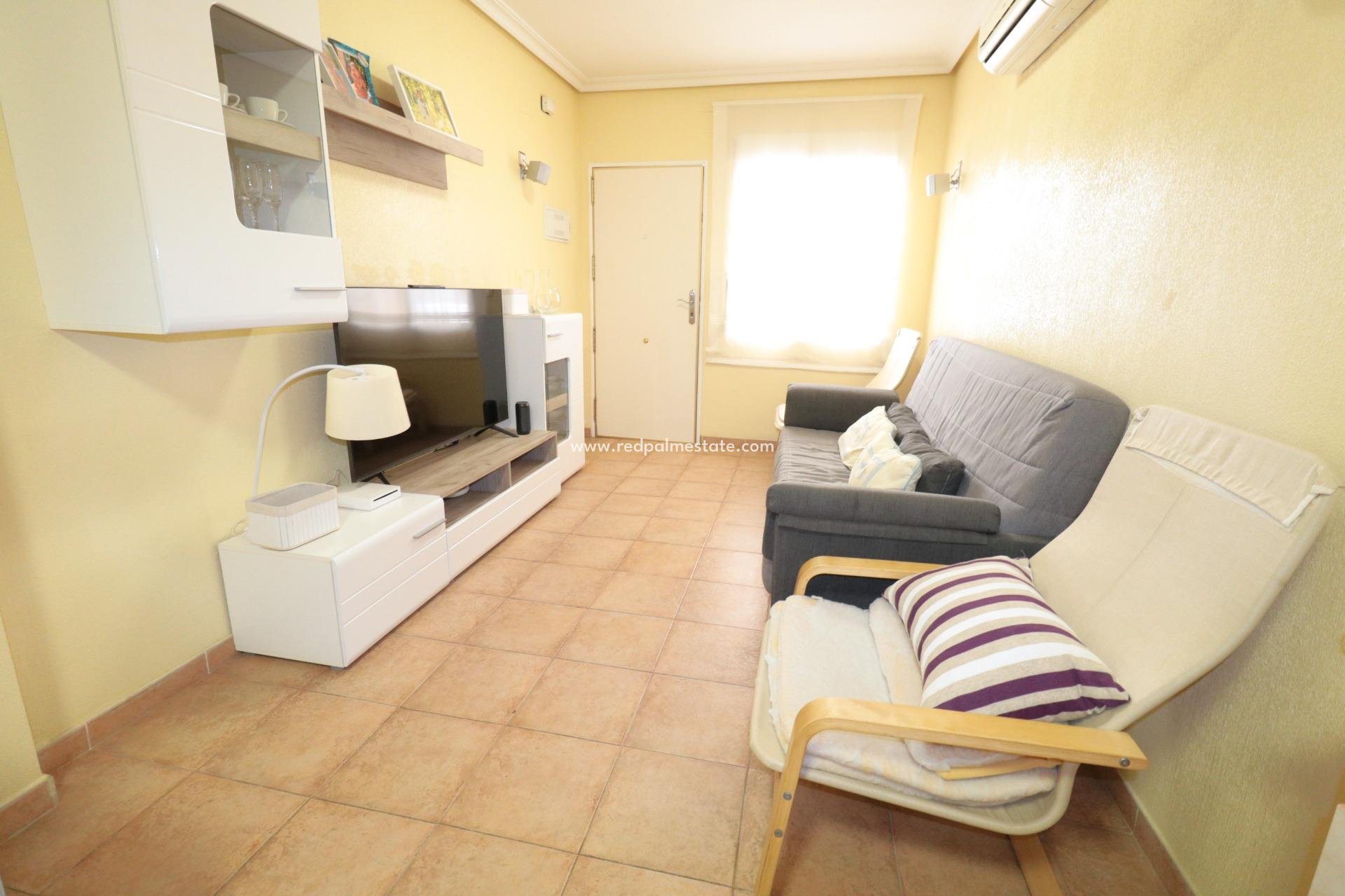 Herverkoop - Appartement -
Torrevieja - El Acequión - Los Náufragos