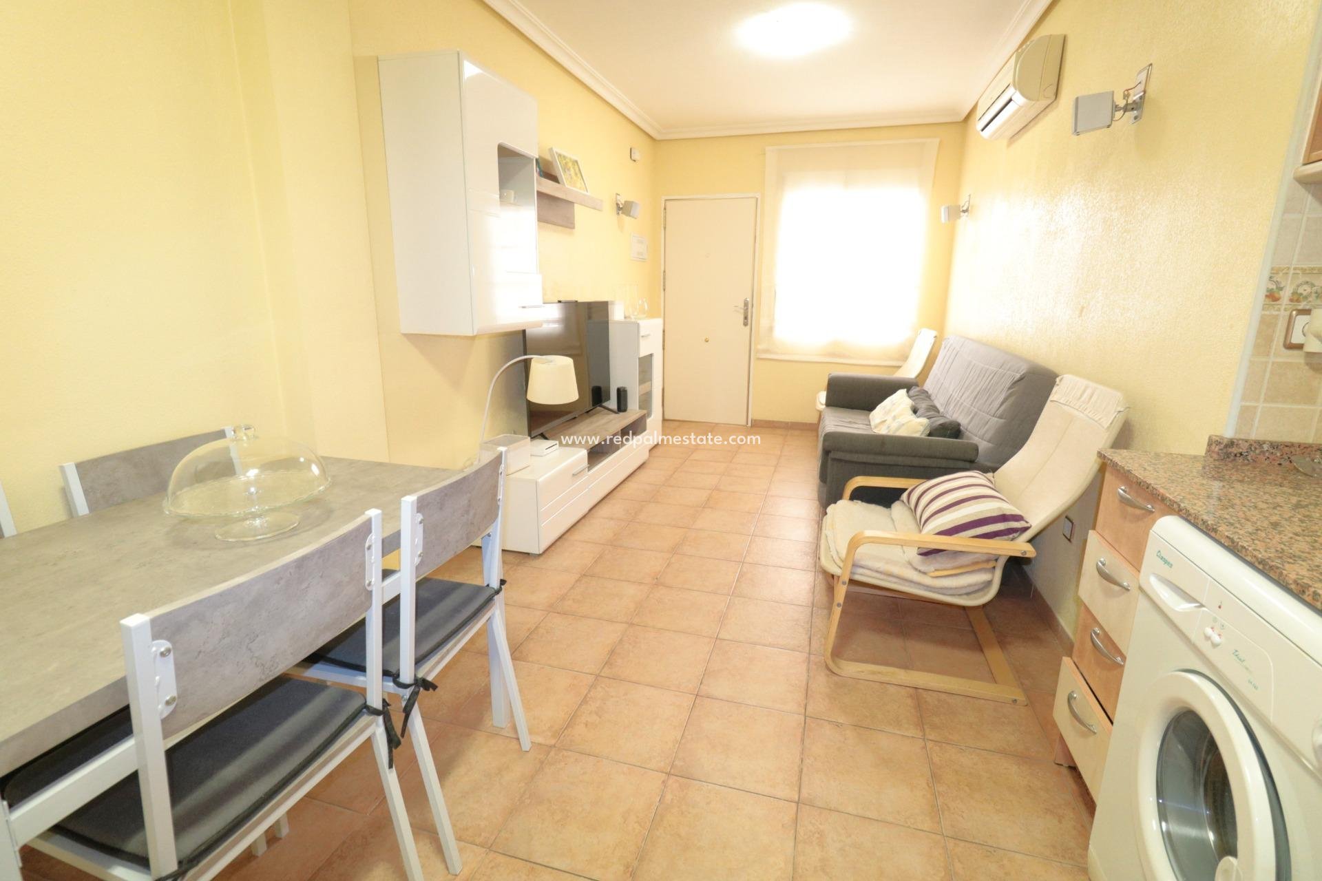 Herverkoop - Appartement -
Torrevieja - El Acequión - Los Náufragos