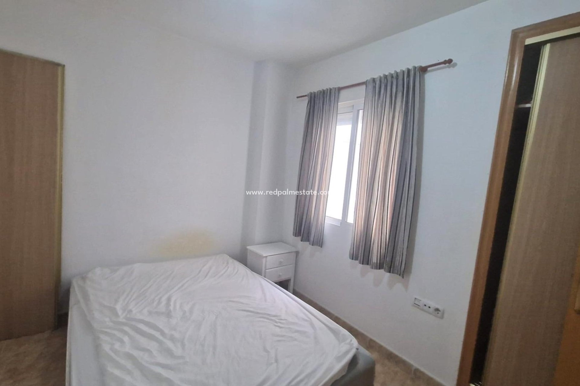 Herverkoop - Appartement -
Torrevieja - El Acequión - Los Náufragos