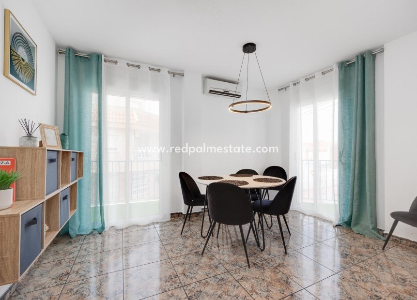 Herverkoop - Appartement -
Torrevieja - El Acequión - Los Náufragos