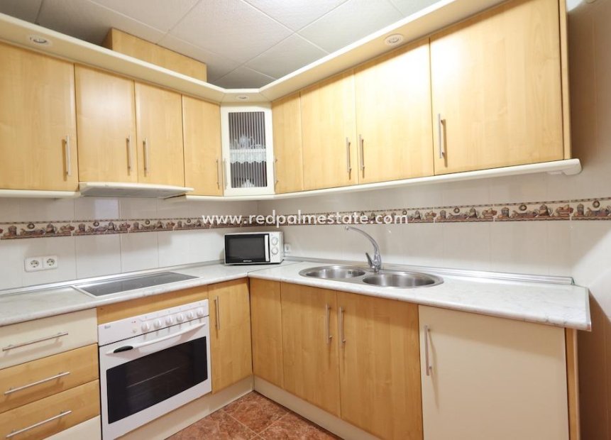 Herverkoop - Appartement -
Torrevieja - El Acequión - Los Náufragos