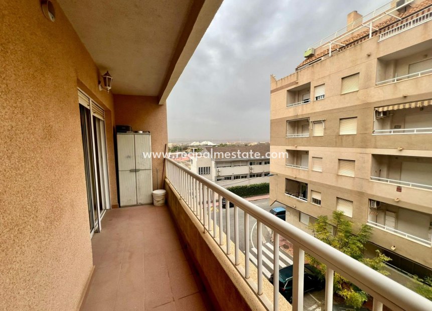 Herverkoop - Appartement -
Torrevieja - El Acequión - Los Náufragos