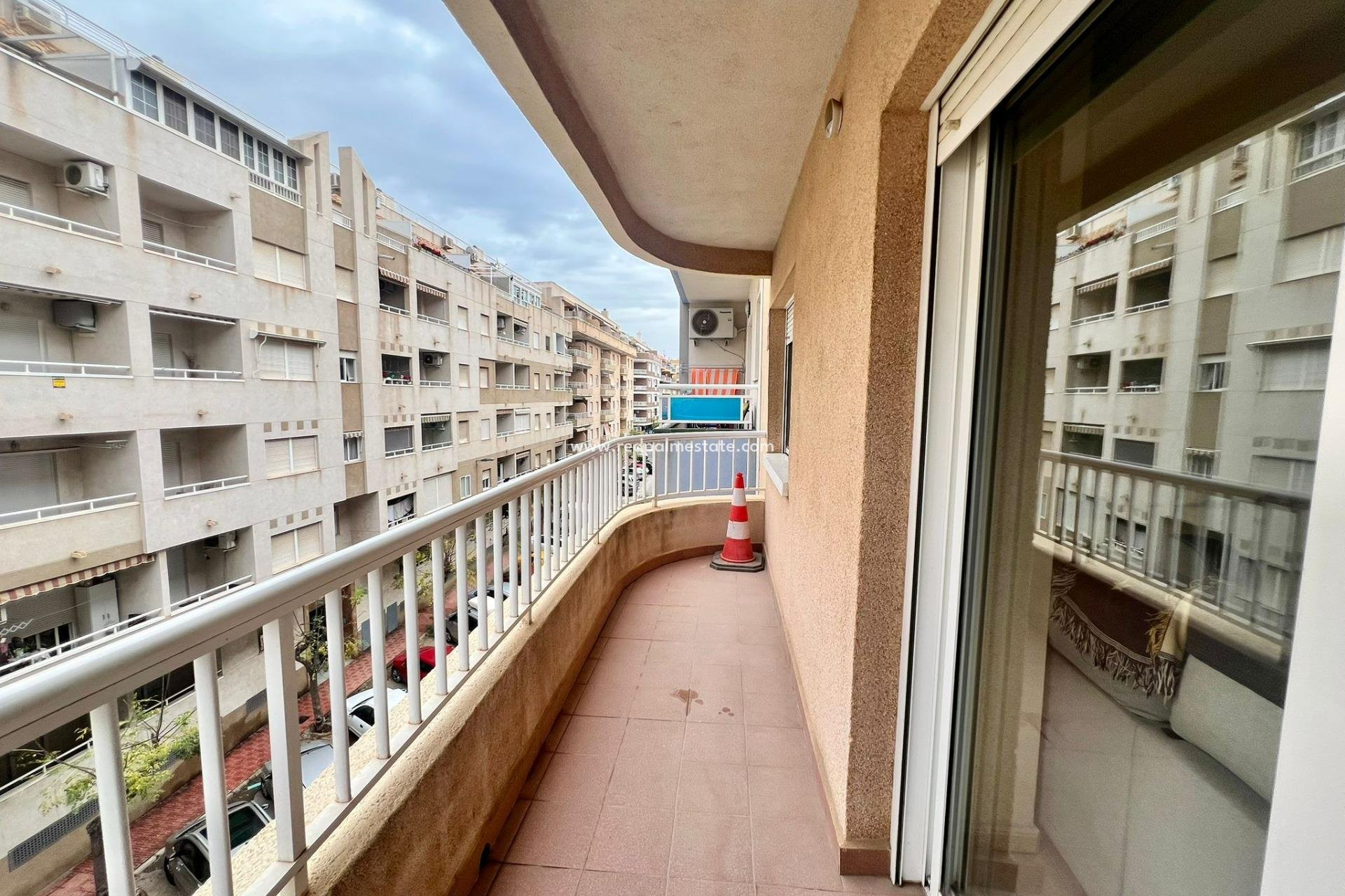 Herverkoop - Appartement -
Torrevieja - El Acequión - Los Náufragos