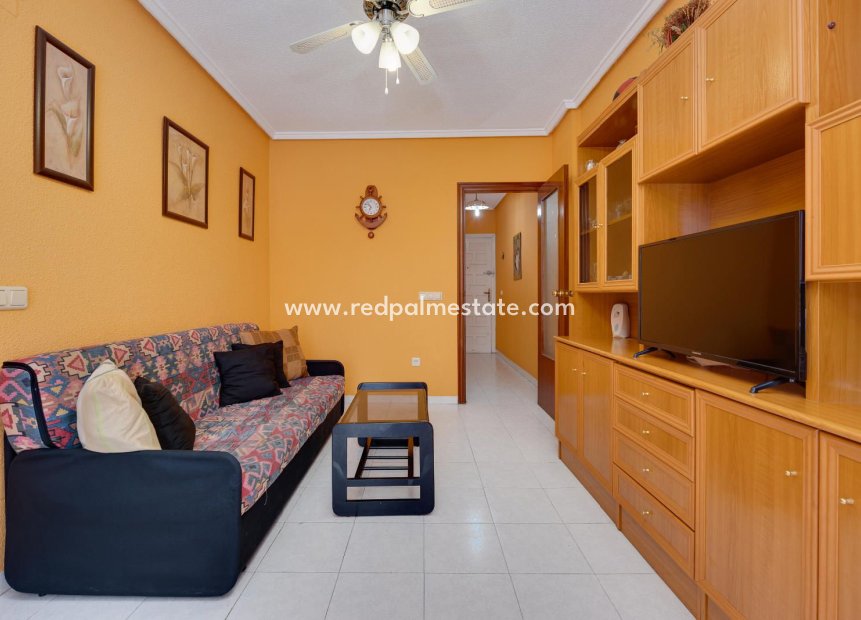 Herverkoop - Appartement -
Torrevieja - El molino