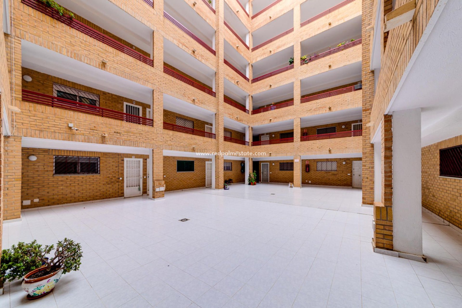 Herverkoop - Appartement -
Torrevieja - El molino