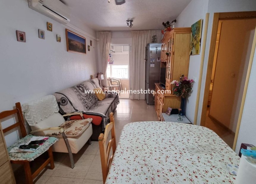 Herverkoop - Appartement -
Torrevieja - El molino