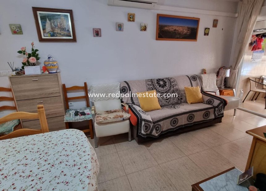 Herverkoop - Appartement -
Torrevieja - El molino