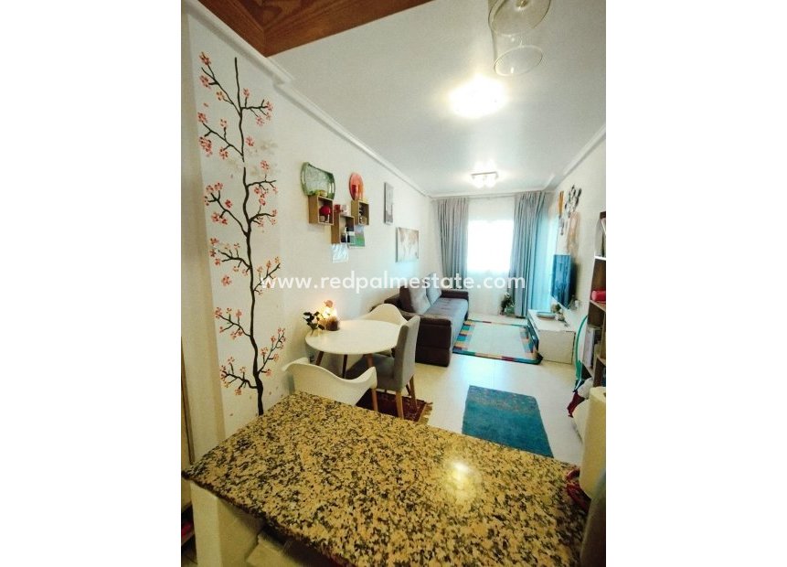 Herverkoop - Appartement -
Torrevieja - El molino