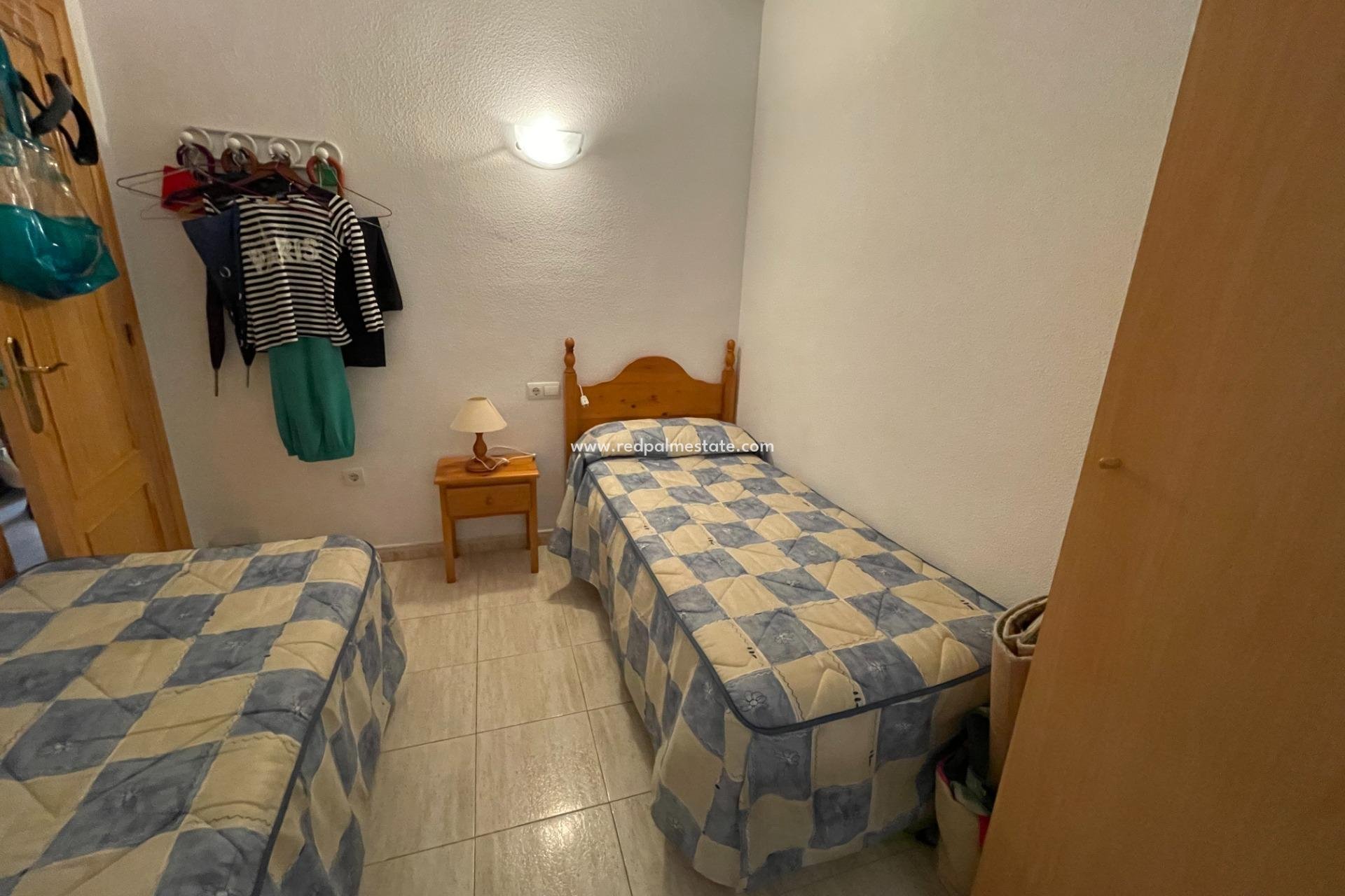 Herverkoop - Appartement -
Torrevieja - Estacion de autobuses