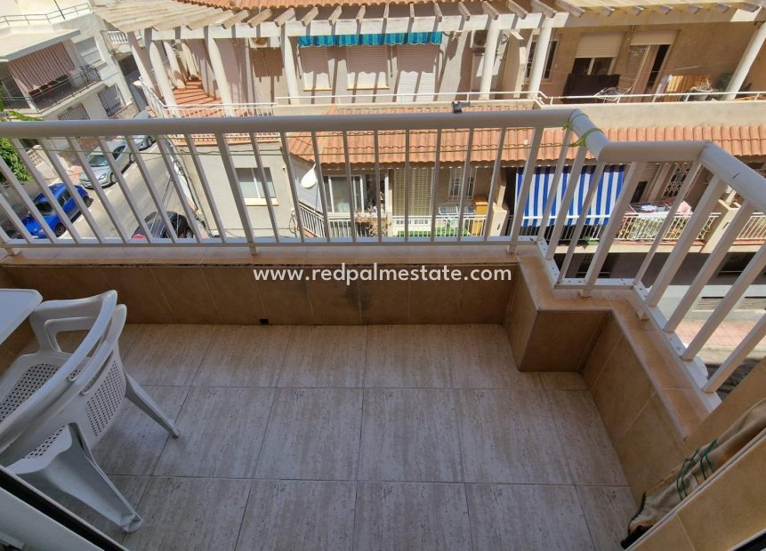 Herverkoop - Appartement -
Torrevieja - Estacion de autobuses