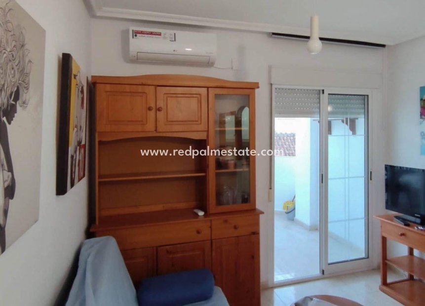 Herverkoop - Appartement -
Torrevieja - Estacion de autobuses