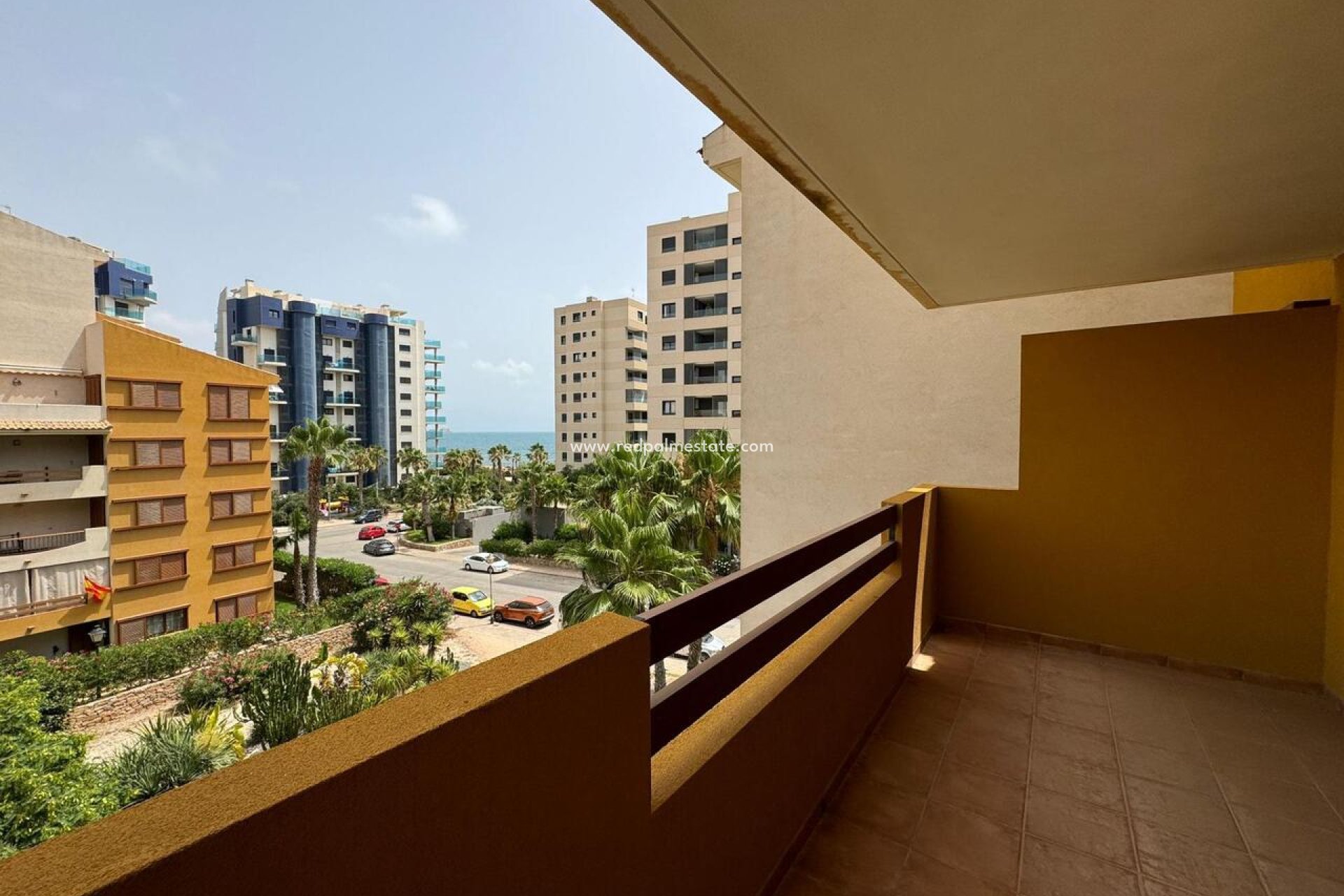 Herverkoop - Appartement -
Torrevieja - Inland