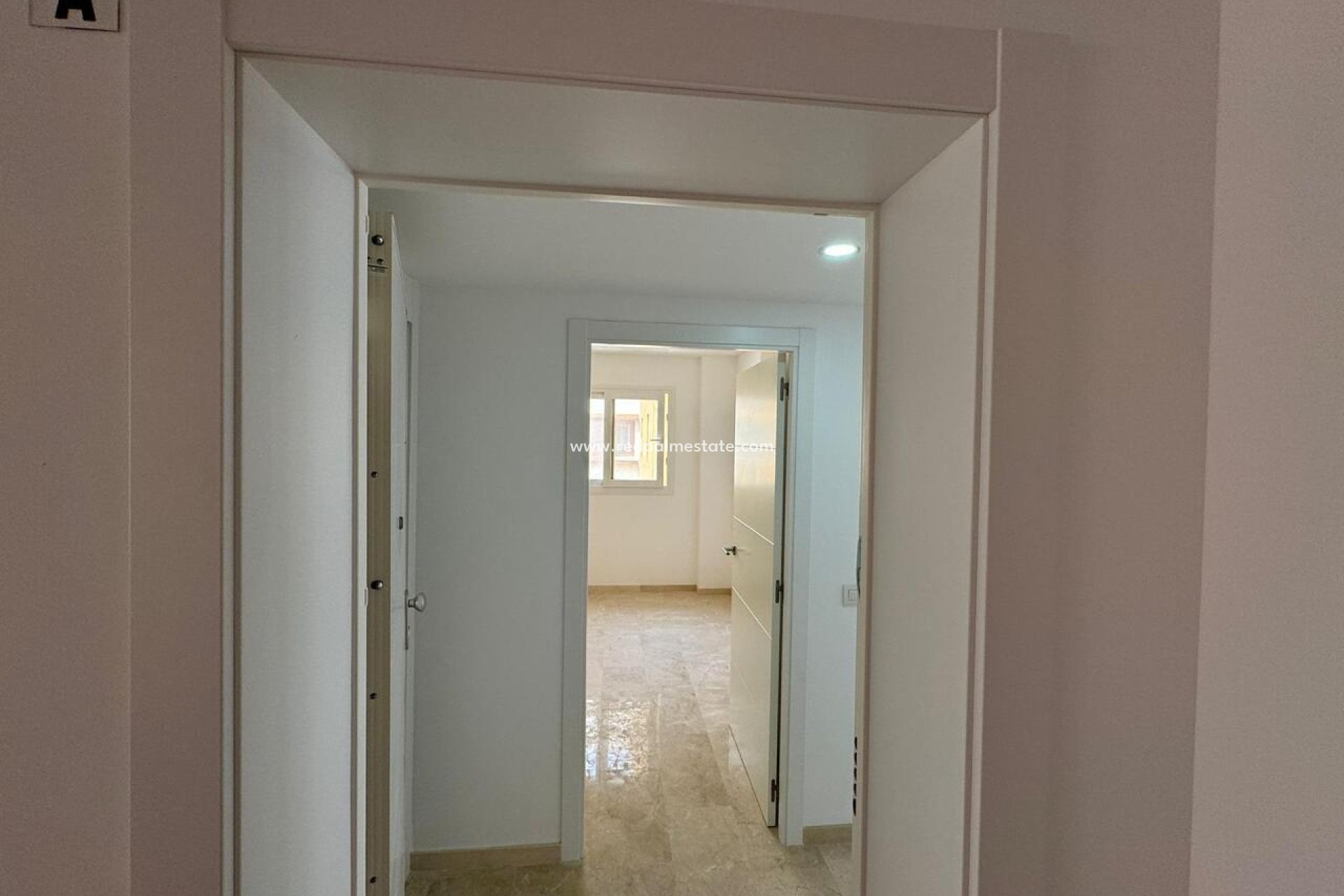 Herverkoop - Appartement -
Torrevieja - Inland