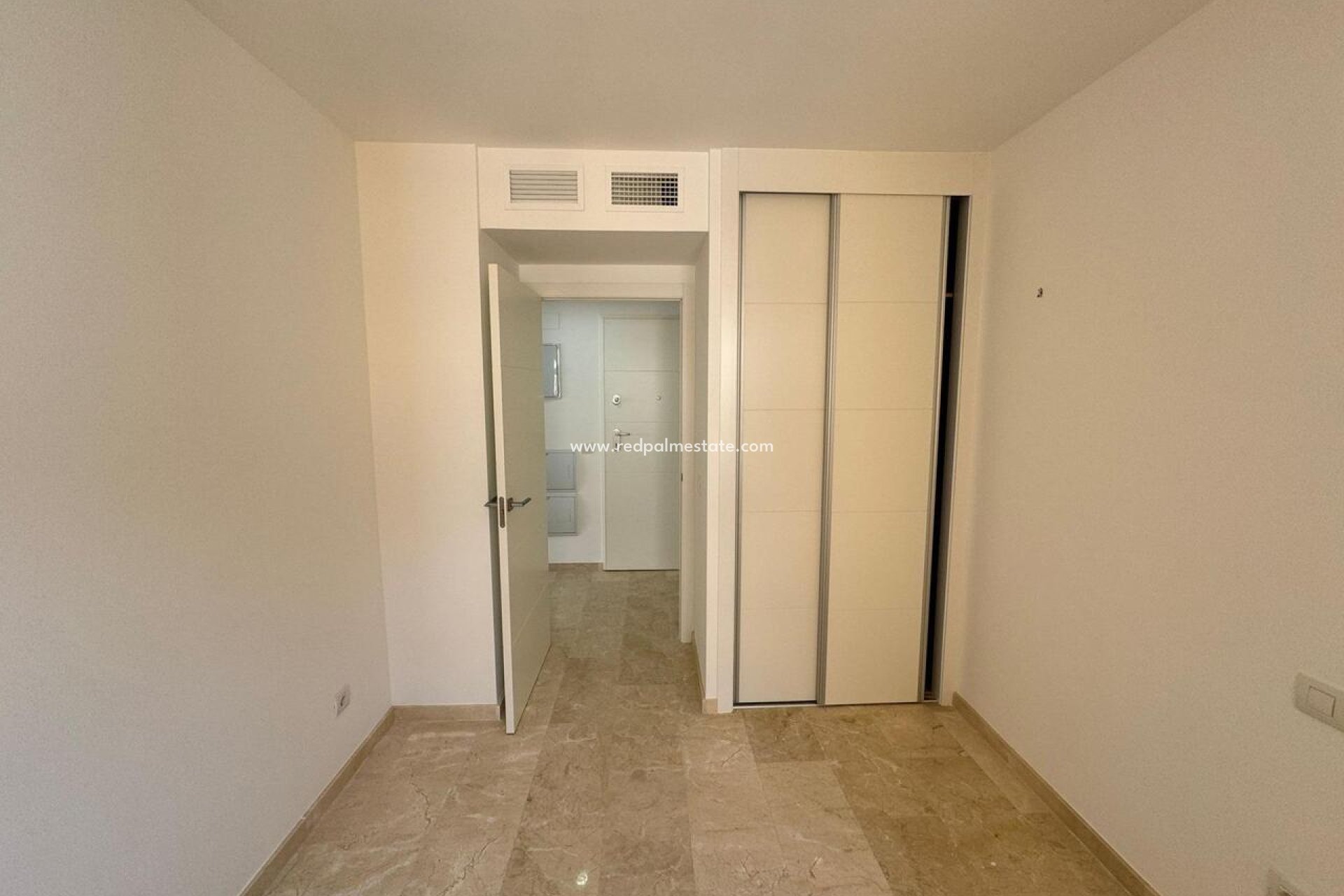 Herverkoop - Appartement -
Torrevieja - Inland