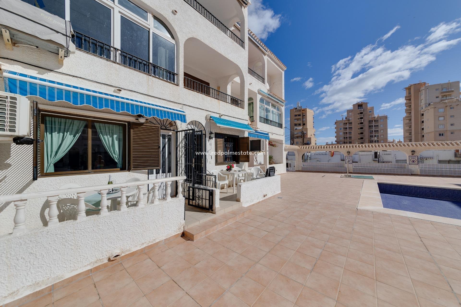 Herverkoop - Appartement -
Torrevieja - La Mata