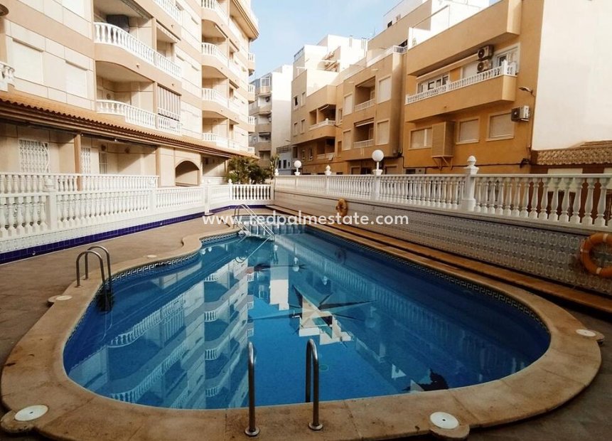 Herverkoop - Appartement -
Torrevieja - La Mata