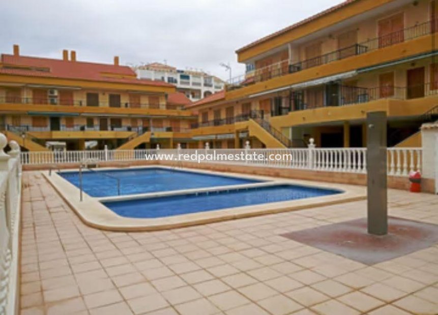 Herverkoop - Appartement -
Torrevieja - La Mata