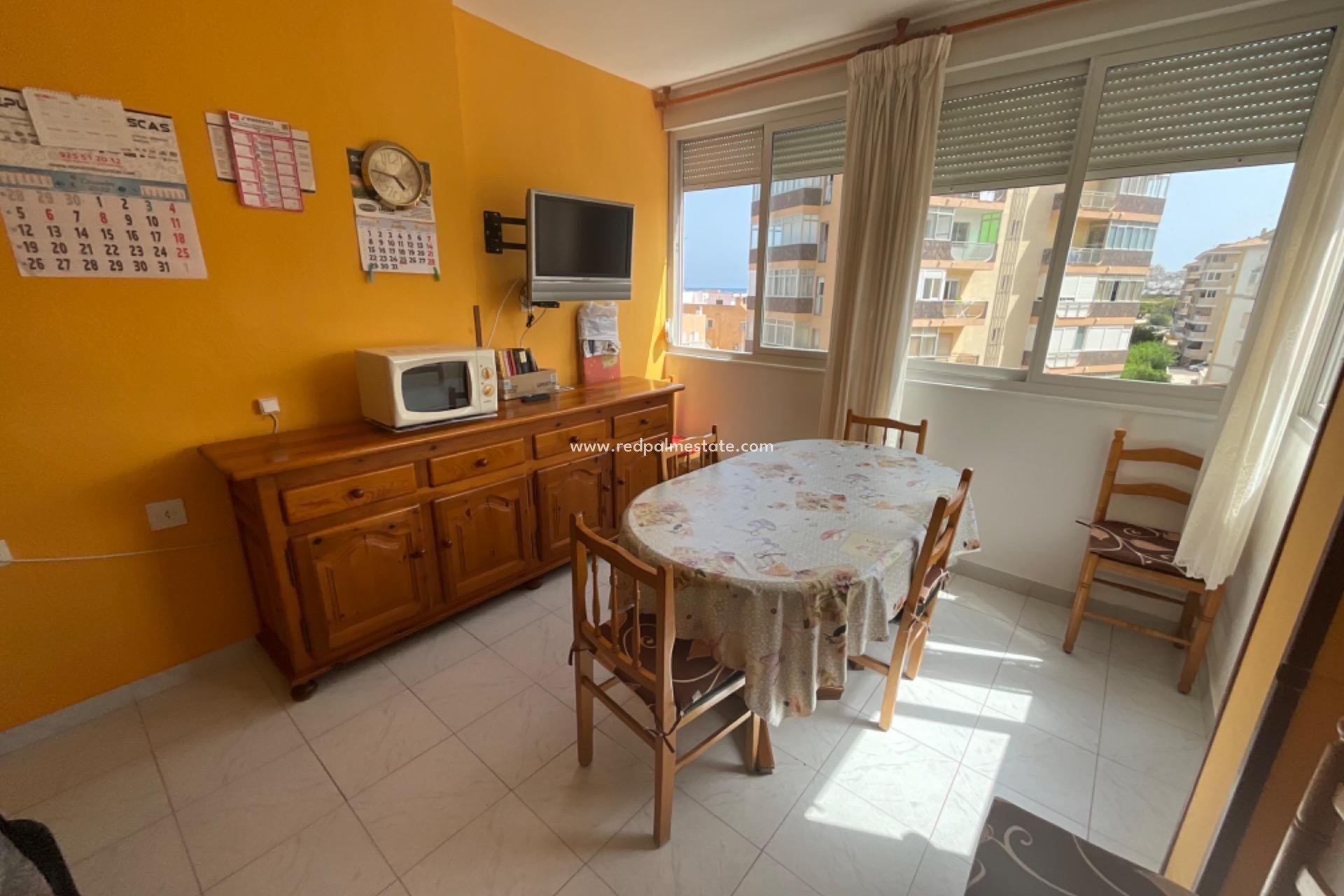 Herverkoop - Appartement -
Torrevieja - La Mata