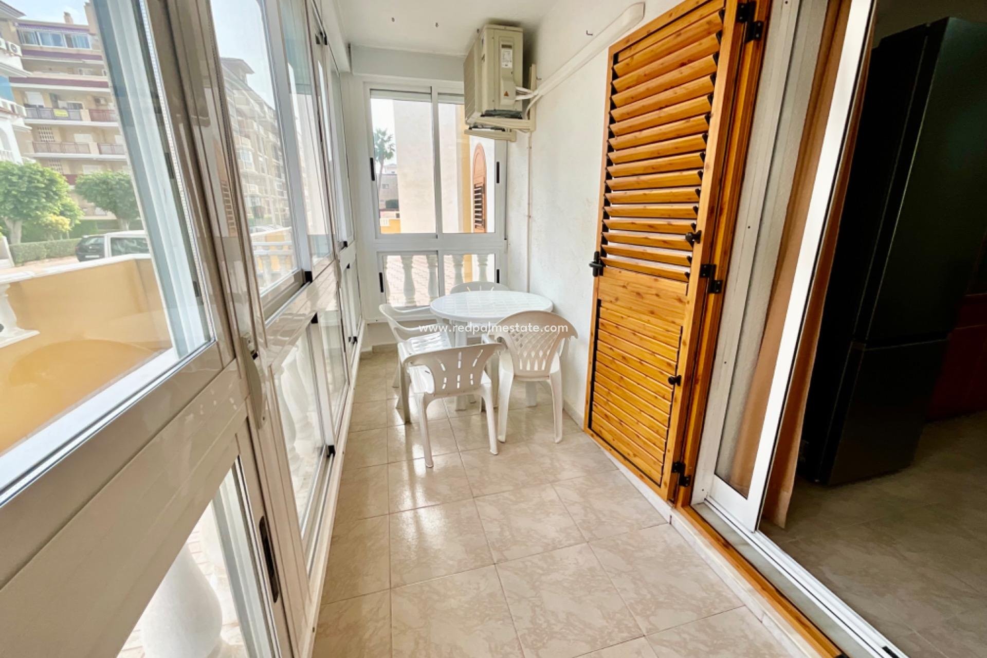 Herverkoop - Appartement -
Torrevieja - La Mata