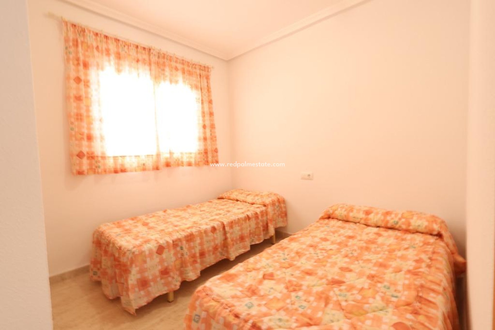 Herverkoop - Appartement -
Torrevieja - La Mata