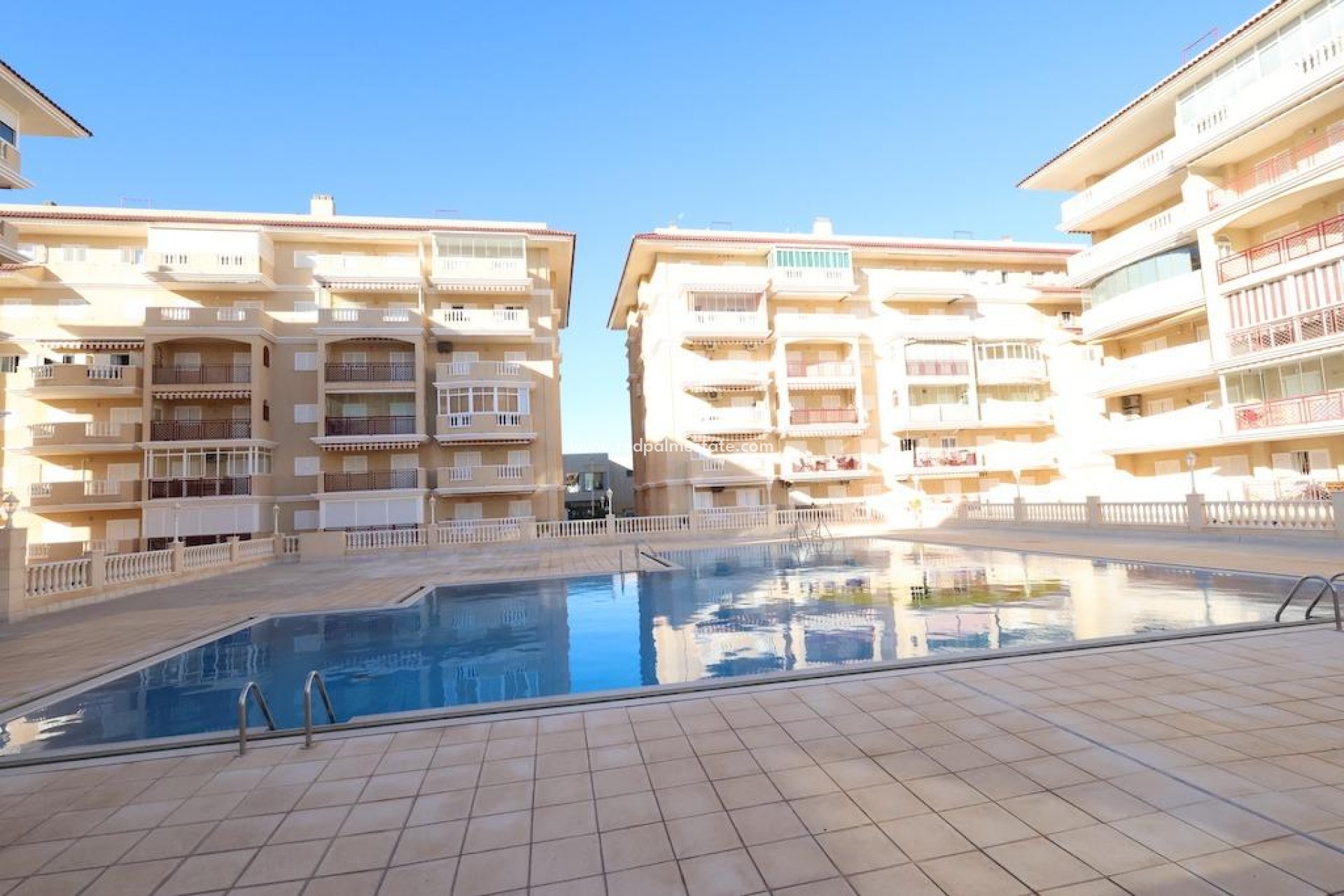 Herverkoop - Appartement -
Torrevieja - La Mata