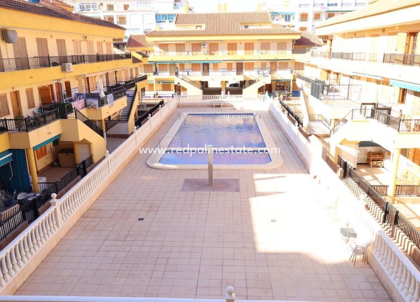 Herverkoop - Appartement -
Torrevieja - La Mata