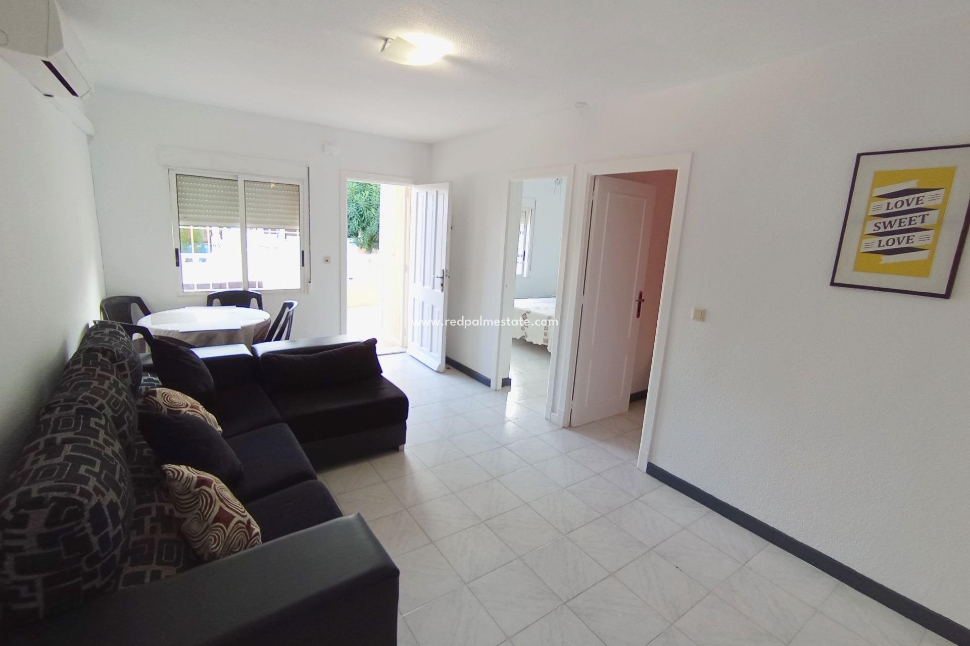 Herverkoop - Appartement -
Torrevieja - La Siesta - El Salado -  Torreta