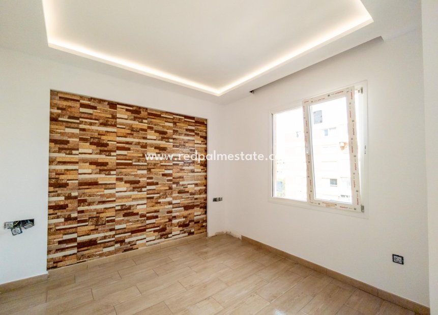 Herverkoop - Appartement -
Torrevieja - La Veleta