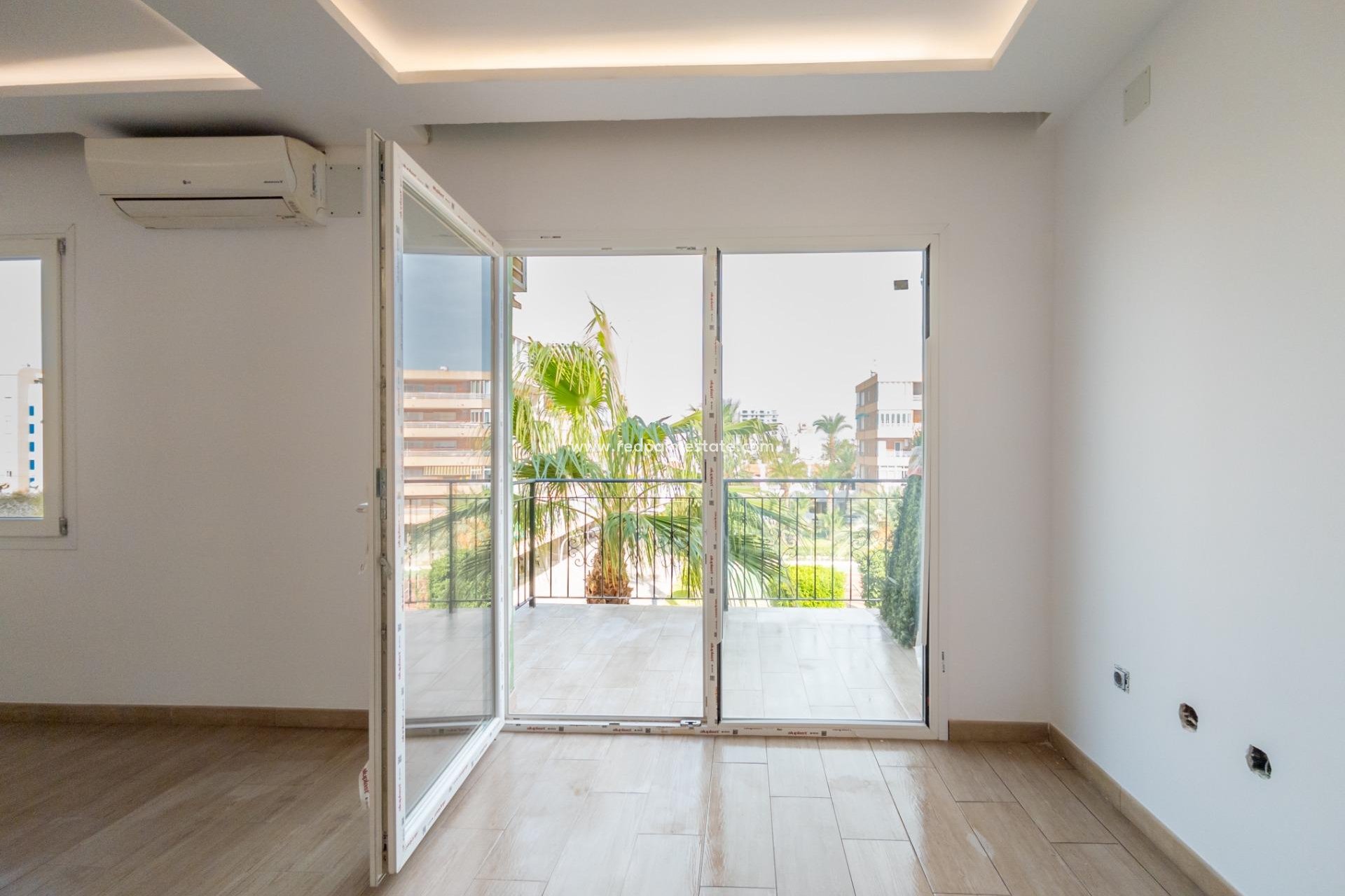 Herverkoop - Appartement -
Torrevieja - La Veleta