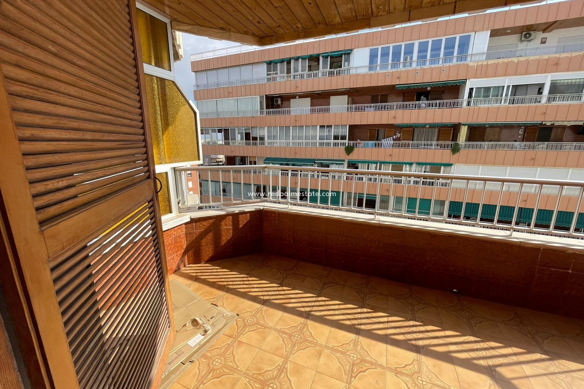 Herverkoop - Appartement -
Torrevieja - Los balcones